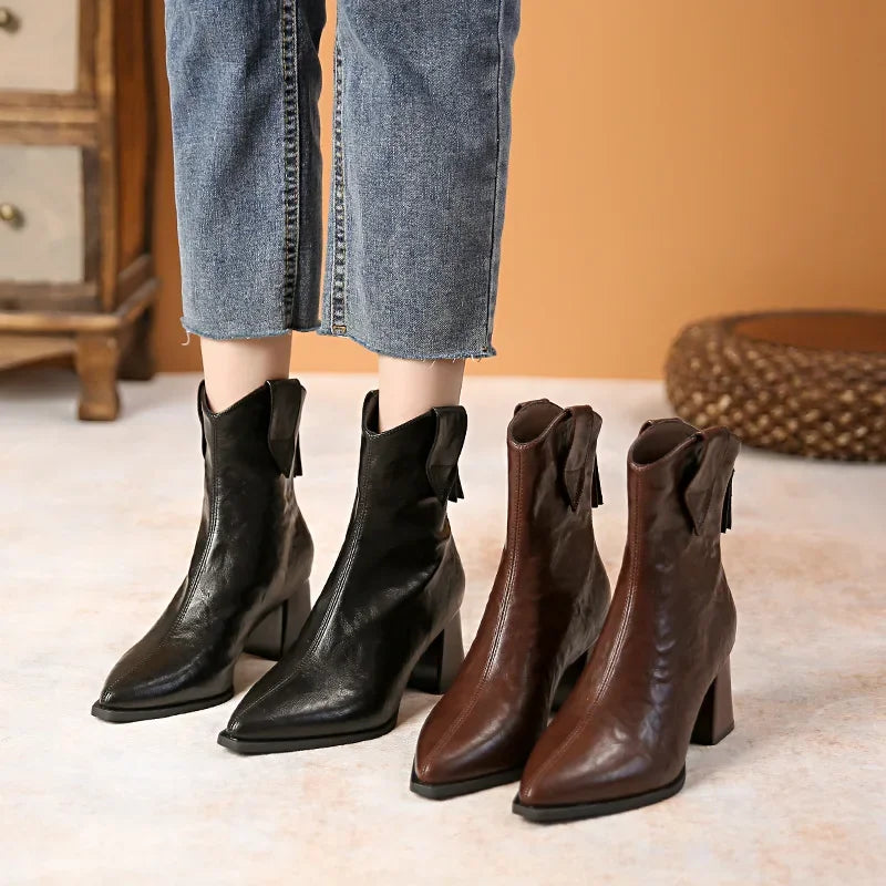 Chessa - Chelsea Boots