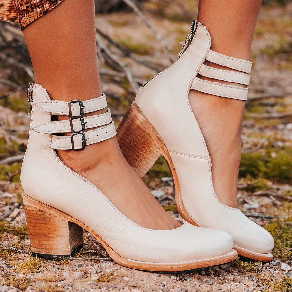 Izzy - Leather Pumps