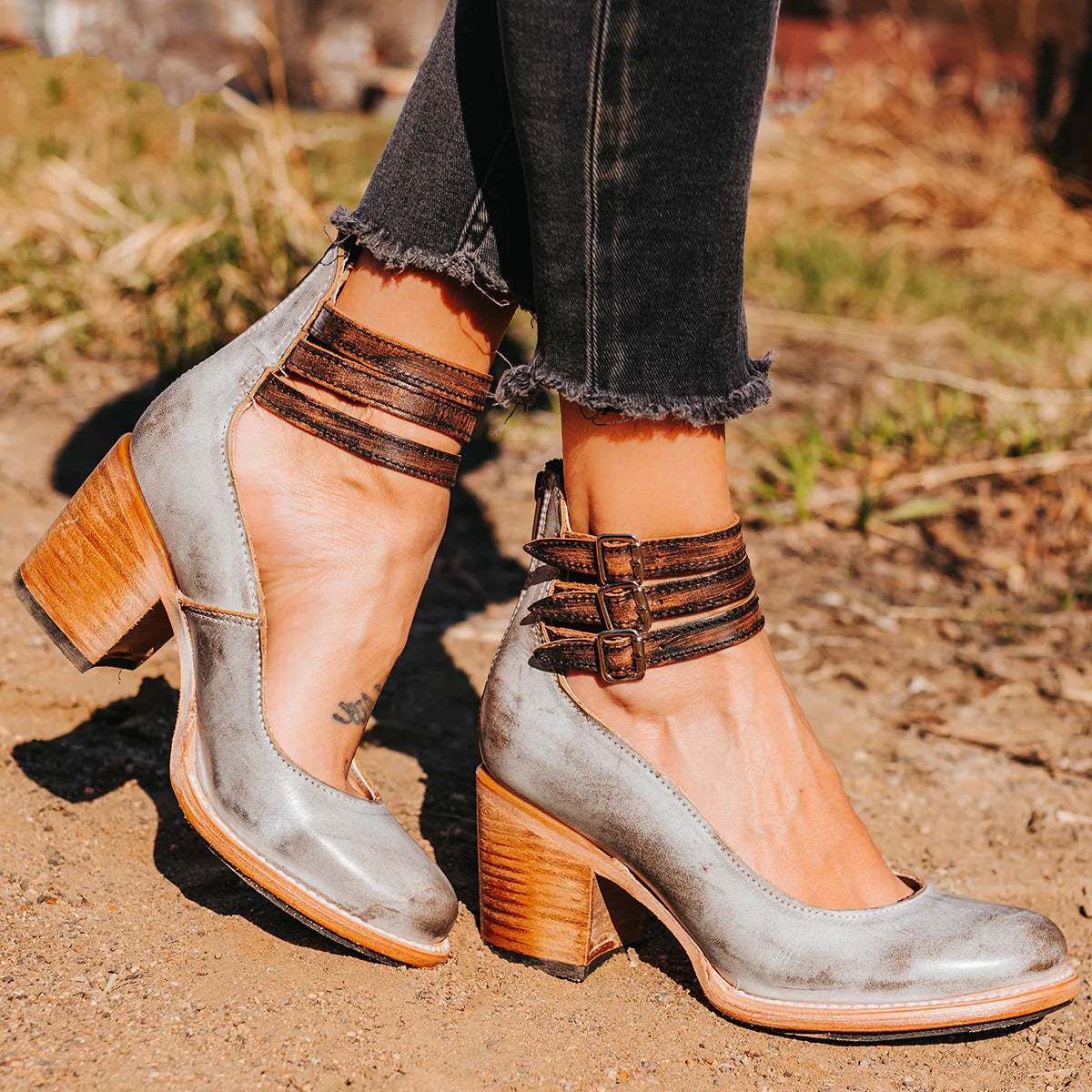 Izzy - Leather Pumps