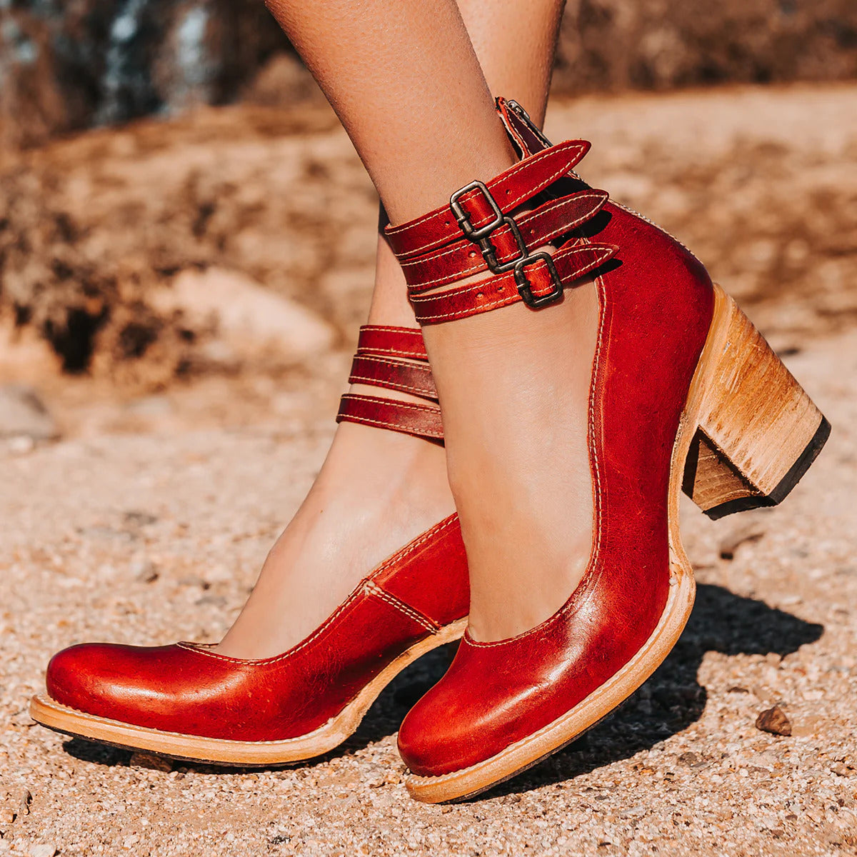 Izzy - Leather Pumps